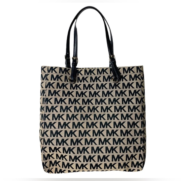 Authentic Michael Kors tote and clutch wallet mini purse black and tan - Picture 6 of 17